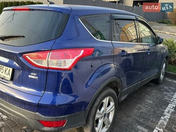 Авто Ford Escape 2015 № 8660942