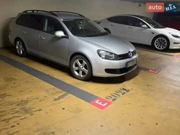 Авто Volkswagen Golf 2011 № 8660954