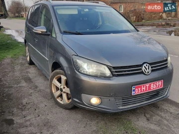 Авто Volkswagen Touran 2011 № 8660995