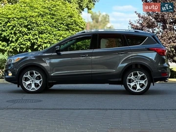 Авто Ford Escape 2018 № 8661203