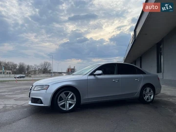 Авто Audi A4 2010 № 8661384