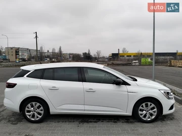 Авто Renault Megane 2019 № 8661449