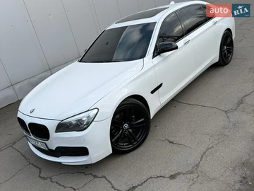 Авто BMW 7 Series 2013 № 8661450