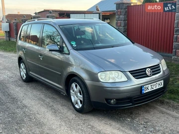 Авто Volkswagen Touran 2004 № 8661485