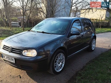 Авто Volkswagen Golf 2000 № 8661570
