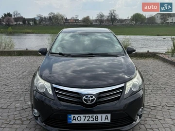 Авто Toyota Avensis 2011 № 8661600