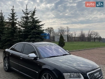 Авто Audi S8 2007 № 8661880