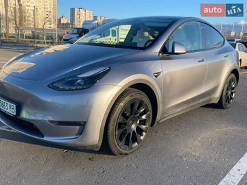 Авто Tesla Model Y 2024 № 8661911