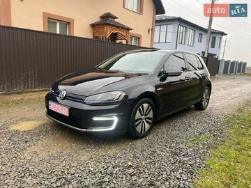 Авто Volkswagen E-Golf 2015 № 8662084
