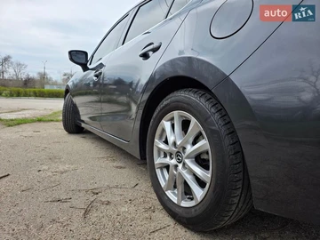 Авто Mazda 3 2016 № 8662132
