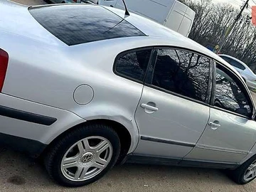 Авто Volkswagen Passat 1999 № 8662358