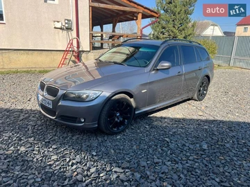 Авто BMW 3 Series 2010 № 8662449