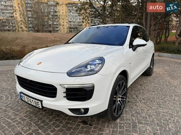 Авто Porsche Cayenne 2017 № 8662882