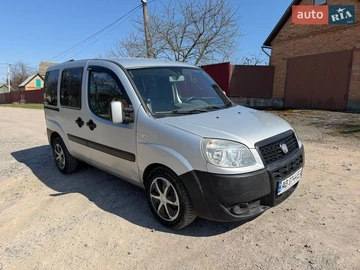Авто Fiat Doblo Panorama 2009 № 8662933