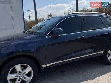 Авто Volkswagen Touareg 2011 № 8663312