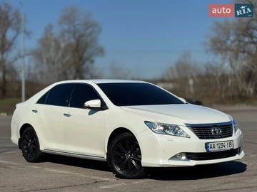 Авто Toyota Camry 2013 № 8663319