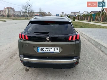 Авто Peugeot 3008 2019 № 8663521