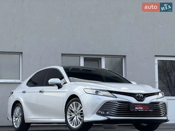 Авто Toyota Camry 2019 № 8663543