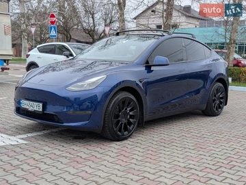 Авто Tesla Model Y 2024 № 8663561