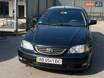 Авто Toyota Avensis 2002 № 8663642