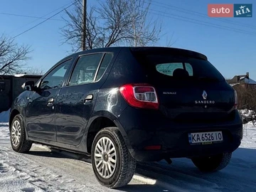 Авто Renault Sandero 2016 № 8663876