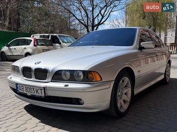 Авто BMW 5 Series 2003 № 8663914