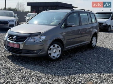 Авто Volkswagen Touran 2008 № 8663939