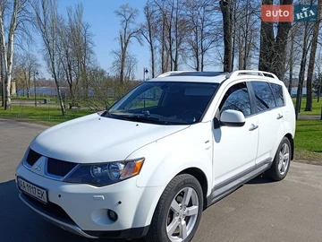 Авто Mitsubishi Outlander Xl 2008 № 8664005