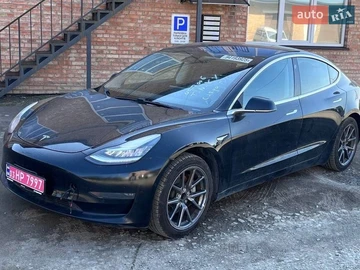 Авто Tesla Model 3 2018 № 8664115