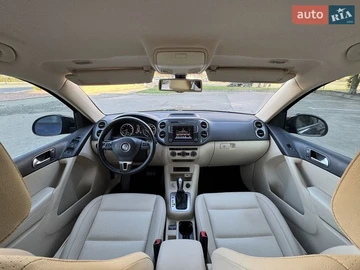 Авто Volkswagen Tiguan 2016 № 8664158