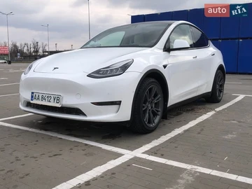 Авто Tesla Model Y 2022 № 8664226
