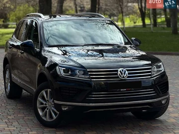 Авто Volkswagen Touareg 2016 № 8664238