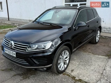 Авто Volkswagen Touareg 2015 № 8664242