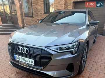 Авто Audi E-Tron 2019 № 8664254