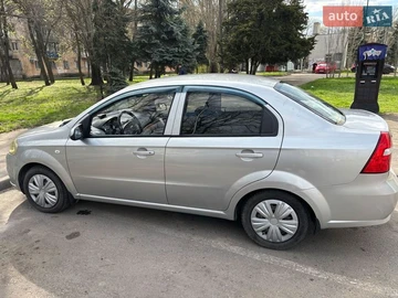 Авто Chevrolet Aveo 2008 № 8664313