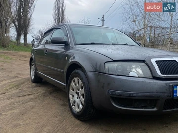 Авто Skoda Superb 2003 № 8664515
