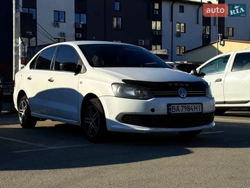 Авто Volkswagen Polo 2013 № 8664543