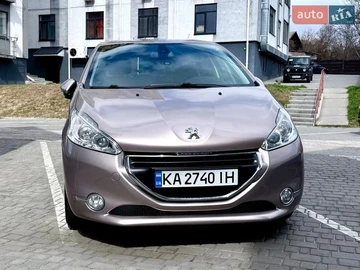 Авто Peugeot 208 2013 № 8664668