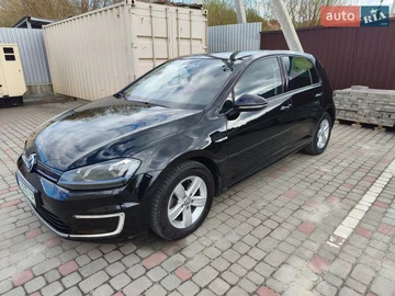 Авто Volkswagen E-Golf 2016 № 8664867