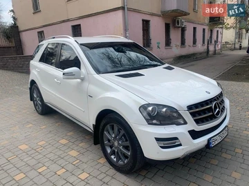 Авто Mercedes M-Class 2011 № 8665050