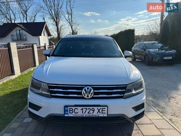 Авто Volkswagen Tiguan 2019 № 8665051
