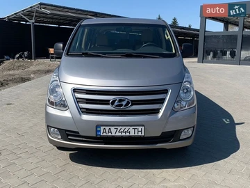 Авто Hyundai H-1 2018 № 8665143