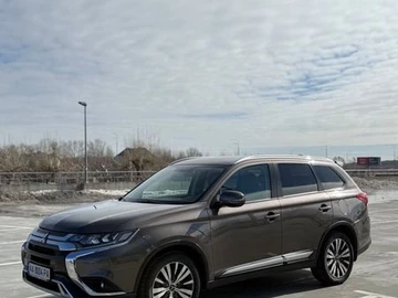 Авто Mitsubishi Outlander 2019 № 8665162