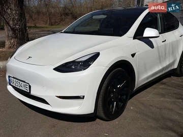Авто Tesla Model Y 2024 № 8665192
