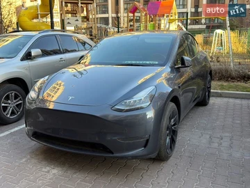 Авто Tesla Model Y 2023 № 8665194