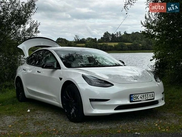 Авто Tesla Model 3 2022 № 8665441