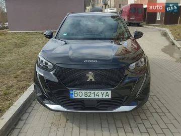 Авто Peugeot 2008 2023 № 8665540