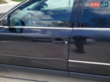 Авто Volkswagen Passat 2003 № 8665593