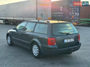 Авто Volkswagen Passat 2001 № 8665594