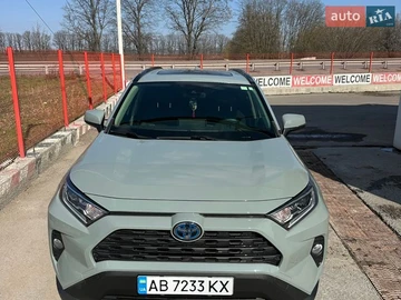 Авто Toyota Rav4 2021 № 8665693